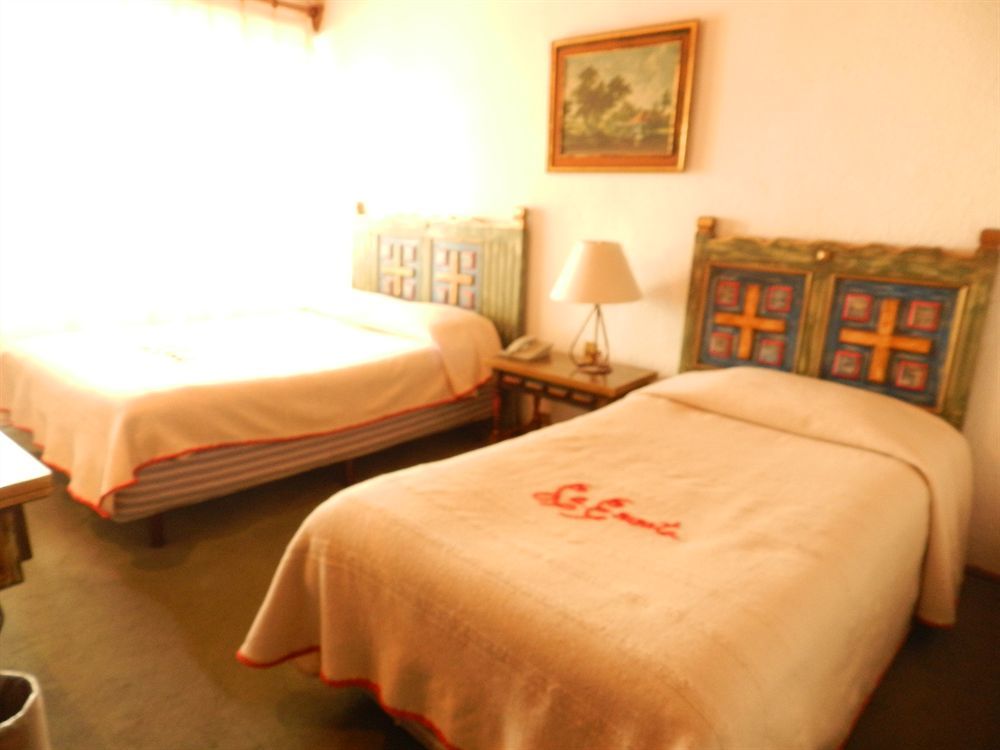 Hotel Posada La Ermita ซานมิเกล เด อาเญนเด ภายนอก รูปภาพ